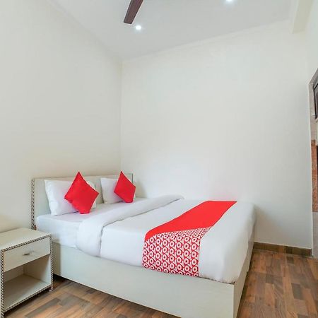 Hotel Oyo 67163 Anantham Residency Narendra Nagar Exterior foto